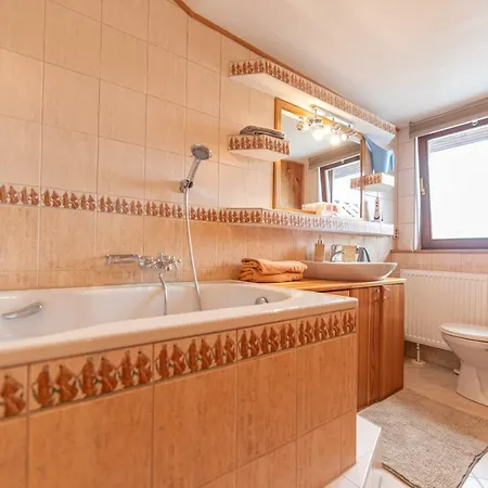 Romanticke V Podkrovi Idealne Pre Pary Alebo Rodinku-self Check Apartmán *