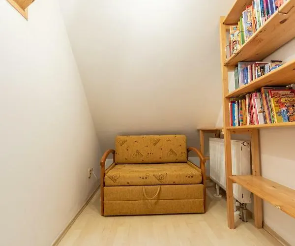 Romantic Attic Retreat Apartmán *