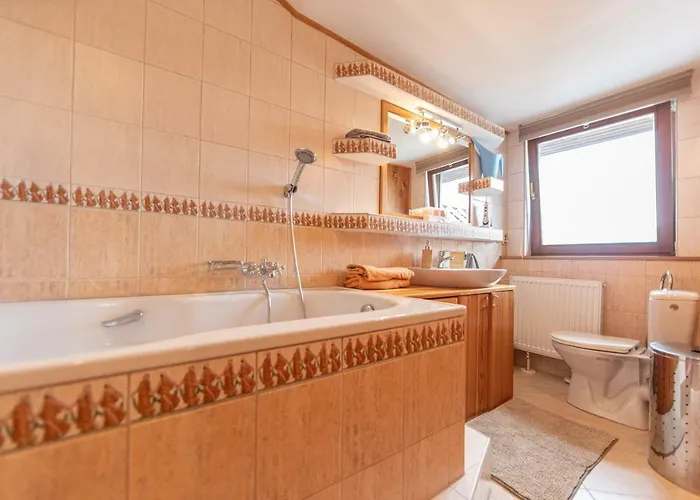 Romanticke V Podkrovi Idealne Pre Pary Alebo Rodinku-self Check Apartament *