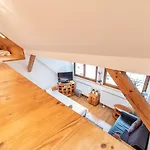 Romantic Attic Retreat Bratislava